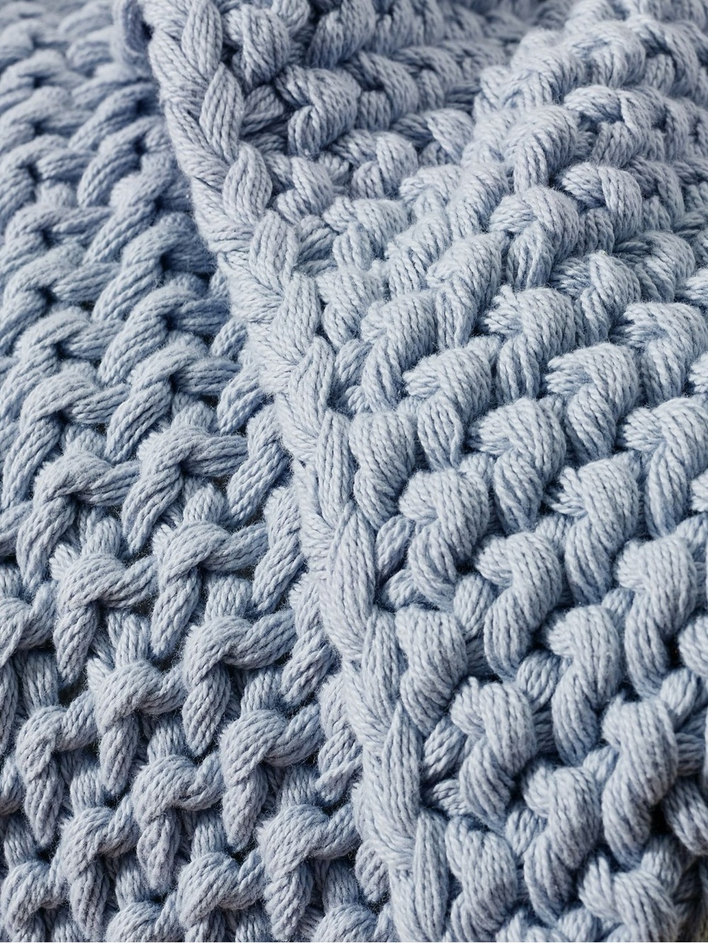 Pottery Barn Bayside Seed Stitch Throw in Chambray - Picture 2 of 6